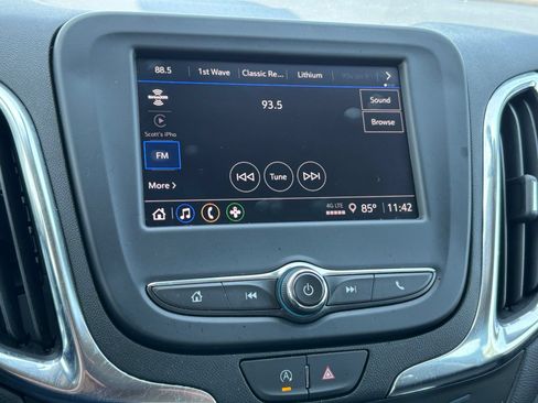 Used 2022 Chevrolet Equinox LT AWD/4WD image 24