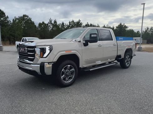 New 2026 GMC Sierra 2500 SLE w/ SLE Value Package; image 37