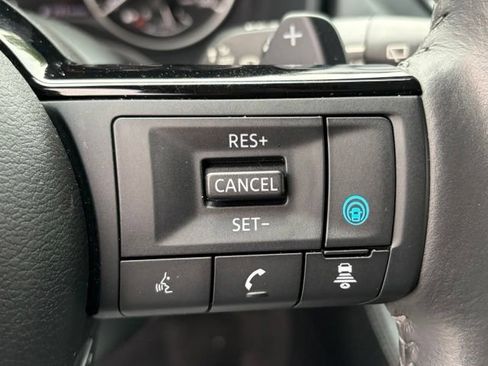 Certified 2023 Nissan Rogue SL AWD/4WD image 17
