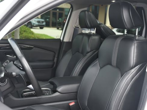 Used 2023 Honda Pilot Touring image 13
