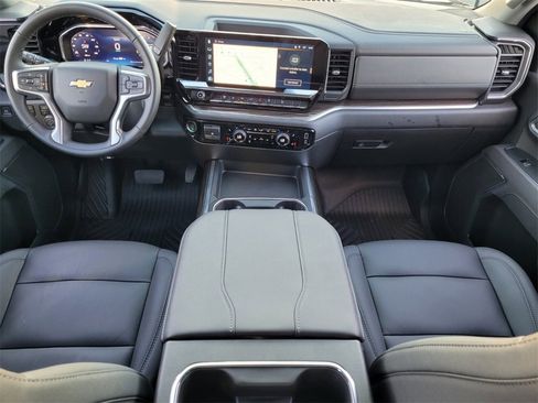 Used 2026 Chevrolet Silverado 2500 LT w/ Safety Package image 8