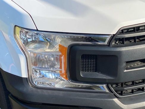 Used 2018 Ford F150 XL w/ Equipment Group 101A Mid RWD image 4