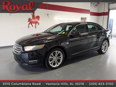 Used 2013 Ford Taurus SEL image 1