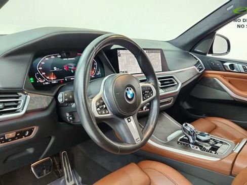 Used 2022 BMW X5 M50i w/ Executive Package AWD/4WD image 19