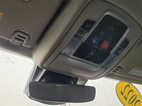 Used 2022 RAM 1500 Laramie image 28