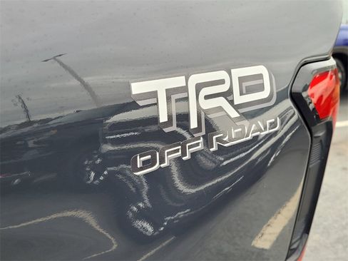 Used 2024 Toyota Tacoma TRD Off-Road image 8