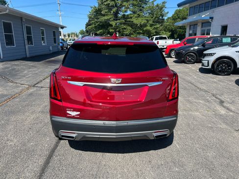 Used 2021 Cadillac XT5 Premium Luxury AWD/4WD image 4
