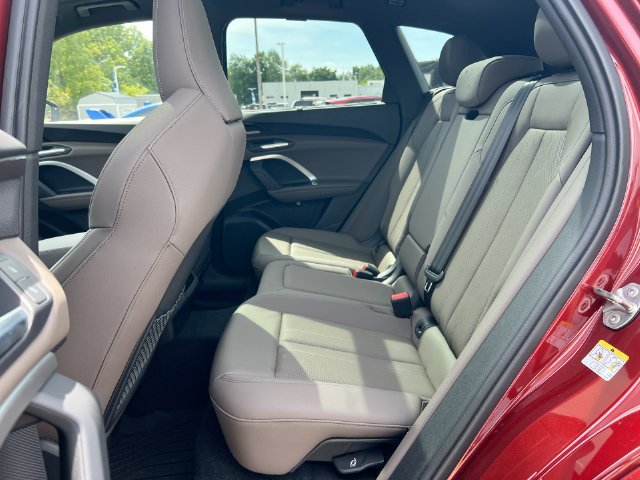 Used 2025 Audi Q5 Premium Plus AWD/4WD image 34