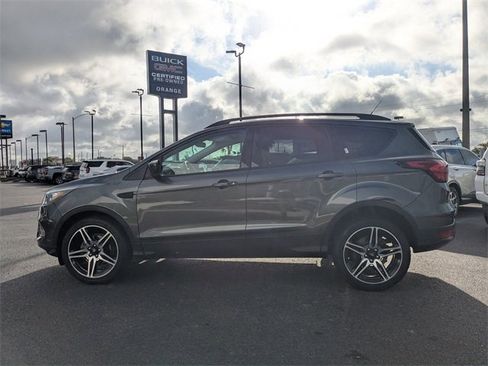 Used 2019 Ford Escape SEL image 6