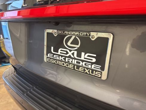 Used 2024 Lexus GX 550 w/ Accessory Package (2T) AWD/4WD image 10