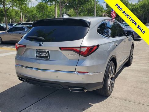 Certified 2024 Acura MDX FWD w/ Technology Package image 7