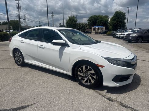 Used 2018 Honda Civic EX image 42