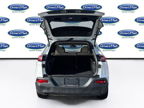 Used 2017 Jeep Cherokee Latitude image 26