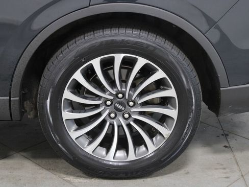 Used 2023 Lincoln Aviator Reserve w/ Equipment Group 201A AWD/4WD image 17