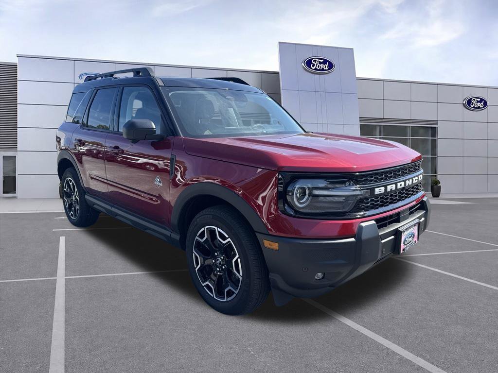 Used 2025 Ford Bronco Sport Outer Banks w/ Outer Banks Tech Package+ AWD/4WD image 7