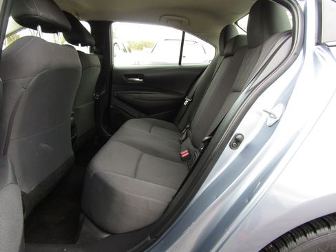 Used 2020 Toyota Corolla LE image 14