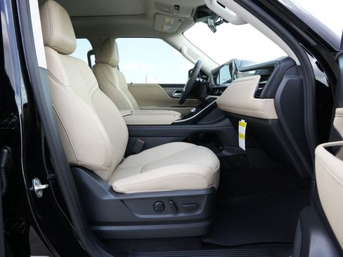 New 2026 INFINITI QX80 Pure w/ Cargo Package RWD image 23