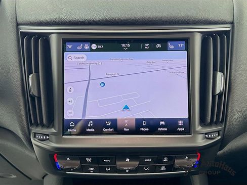 Used 2022 Maserati Levante Modena image 18