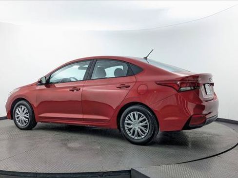 Used 2019 Hyundai Accent SE FWD image 6