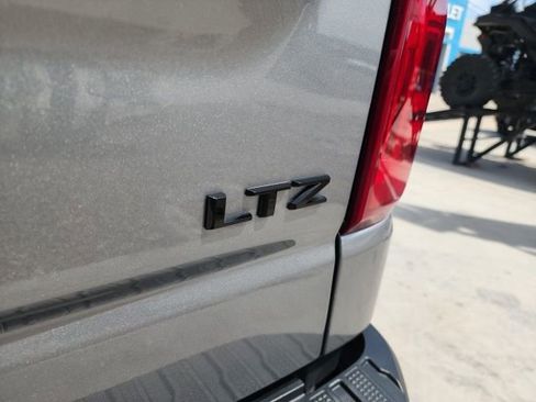 Certified 2025 Chevrolet Silverado 1500 LTZ w/ LTZ Premium Package image 17