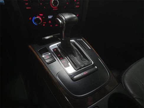 Used 2013 Audi A5 2.0T Premium image 21