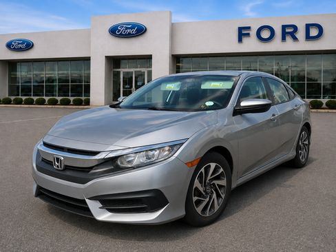 Used 2018 Honda Civic EX image 1