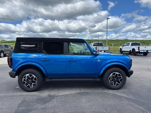 Used 2023 Ford Bronco Outer Banks AWD/4WD image 6