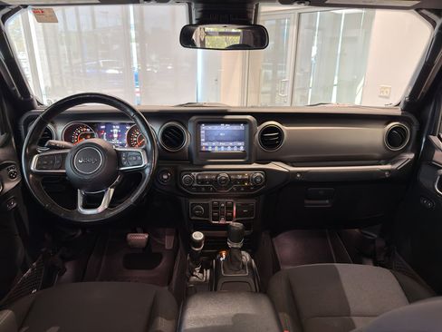 Used 2020 Jeep Gladiator Sport w/ Quick Order Package 24S image 16