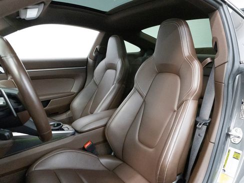 Certified 2024 Porsche 911 Carrera 4S AWD/4WD image 5
