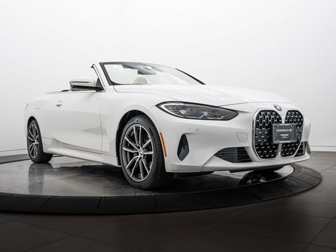 Used 2022 BMW 430i xDrive Convertible w/ Premium Package 2 AWD/4WD image 9