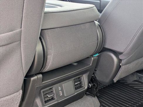 Used 2026 Chevrolet Silverado 1500 Custom w/ Rally Edition image 18