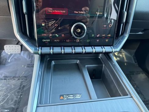 New 2026 GMC Acadia AT4 AWD/4WD image 25