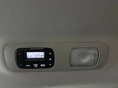 Used 2026 Honda Odyssey EX-L image 24