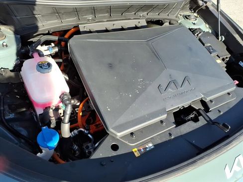 New 2025 Kia Niro Wind image 13