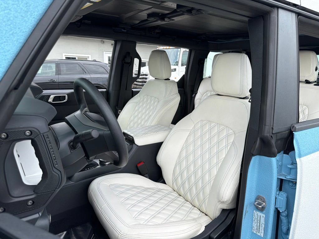 Used 2025 Ford Bronco 4-Door AWD/4WD image 36