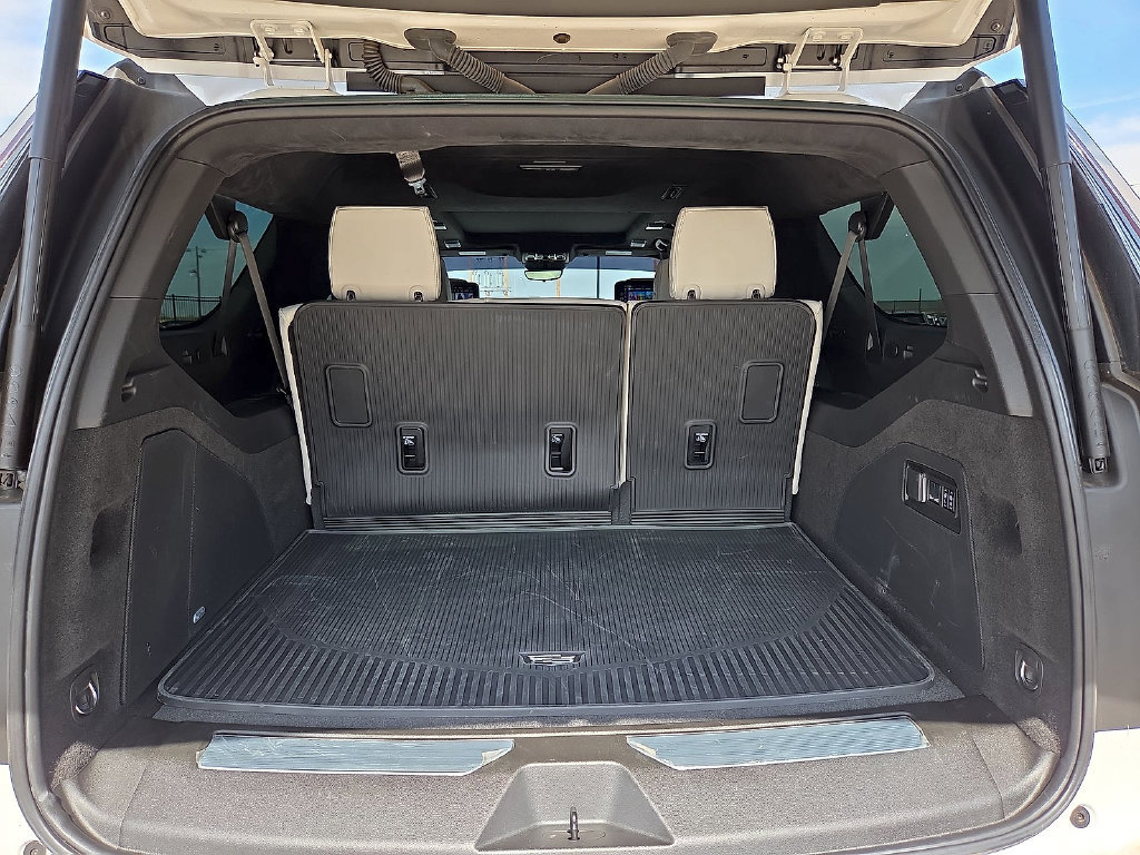 Used 2025 Cadillac Escalade ESV Sport Platinum AWD/4WD image 12