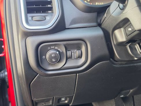 New 2026 RAM 3500 Laramie AWD/4WD image 15