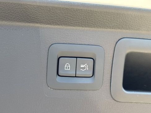 Certified 2025 MAZDA CX-50 AWD 2.5 S w/ Preferred Package image 8