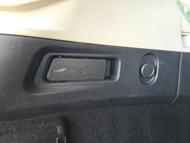 Used 2021 Nissan Rogue SL AWD/4WD image 15
