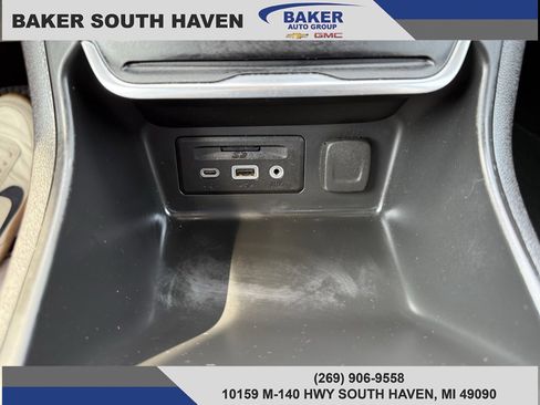 Used 2021 GMC Terrain SLE w/ Driver Convenience Package image 21