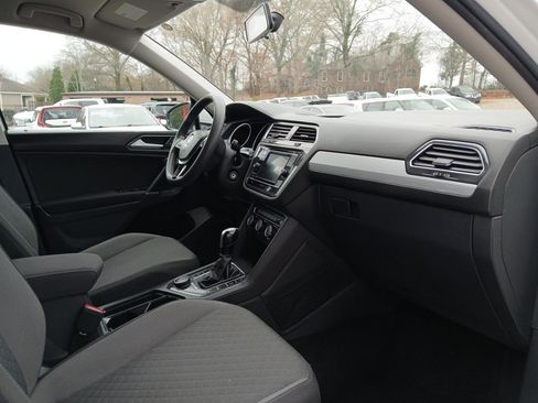Used 2018 Volkswagen Tiguan S w/ 3rd Row Seat Package image 18