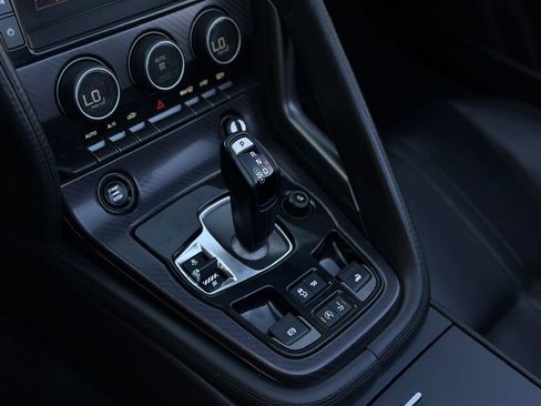 Used 2016 Jaguar F-TYPE R AWD/4WD image 19