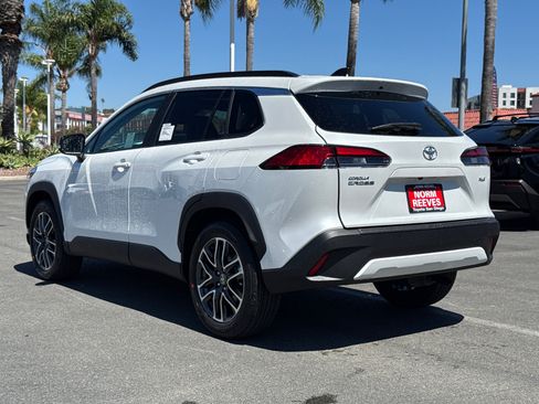 New 2026 Toyota Corolla Cross XLE FWD image 11