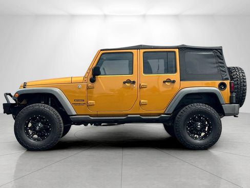 Used 2014 Jeep Wrangler Unlimited Sport AWD/4WD image 6