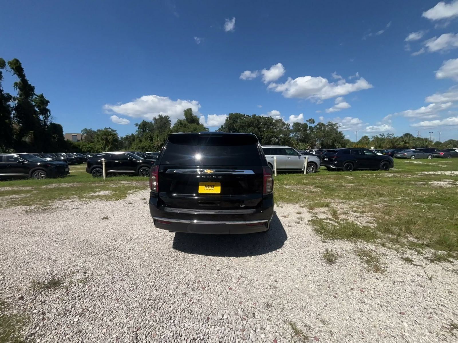 Used 2024 Chevrolet Tahoe LT w/ Luxury Package RWD image 13