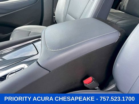Used 2023 Buick Enclave Essence FWD image 21