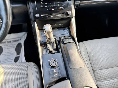 Used 2014 Lexus IS 250 AWD image 17