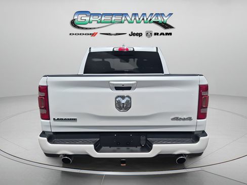 Used 2022 RAM 1500 Laramie w/ Sport Appearance Package AWD/4WD image 2