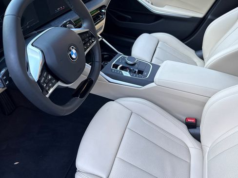 Used 2025 BMW 330i Sedan w/ Premium Package image 11