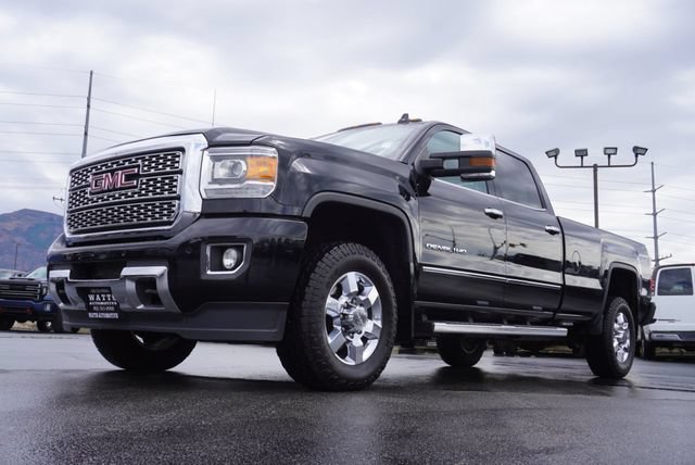 Used 2018 GMC Sierra 3500 Denali AWD/4WD image 7